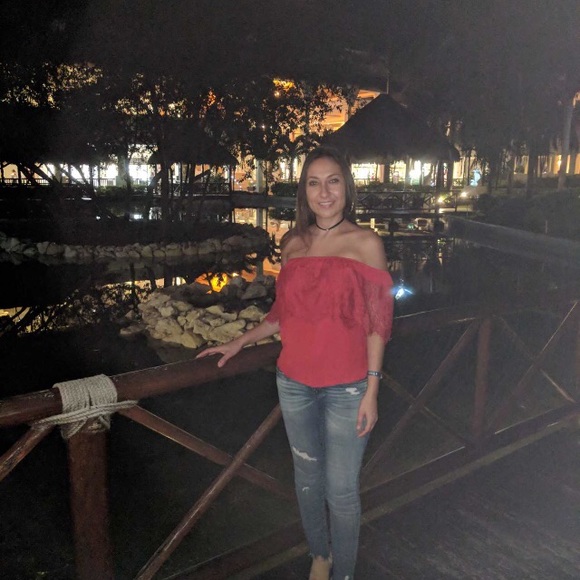 Meet your Posher, Amanda - Picture 4 of 8